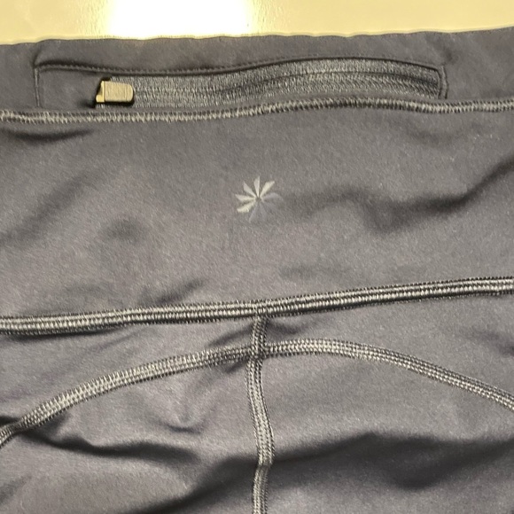 ATHELA Accelerate 7/8 Tight Leggings Size Medium - Picture 7 of 9